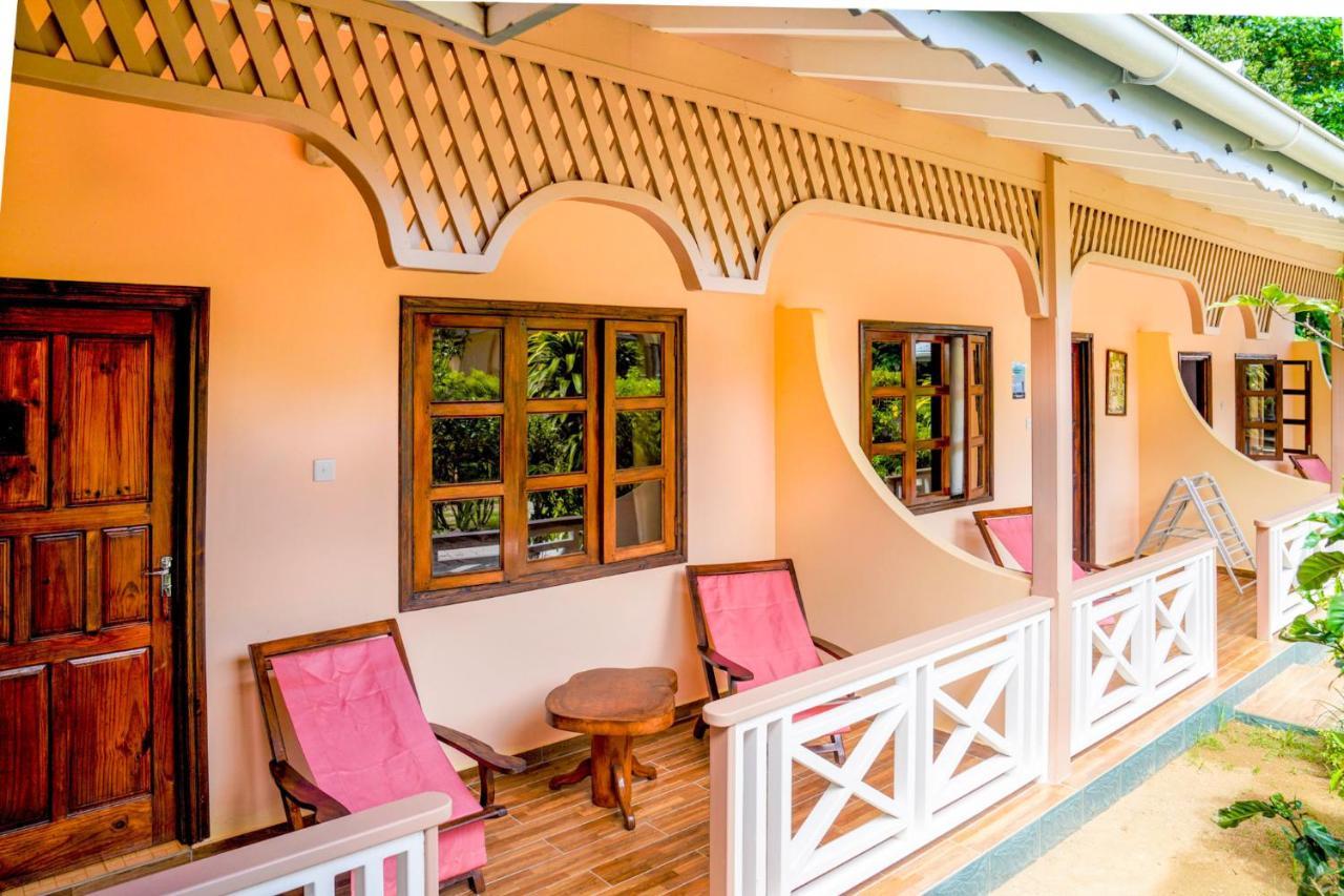 Bernique Guesthouse La Digue Exterior photo